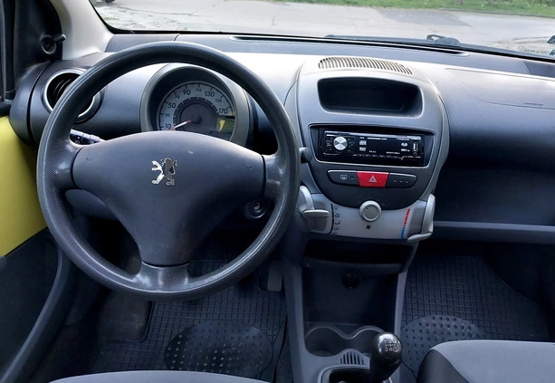 Peugeot 107 cena 7600 przebieg: 94600, rok produkcji 2007 z Warszawa małe 29